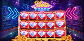 Tampilan close-up meja Baccarat langsung menunjukkan penempatan kartu dan area taruhan